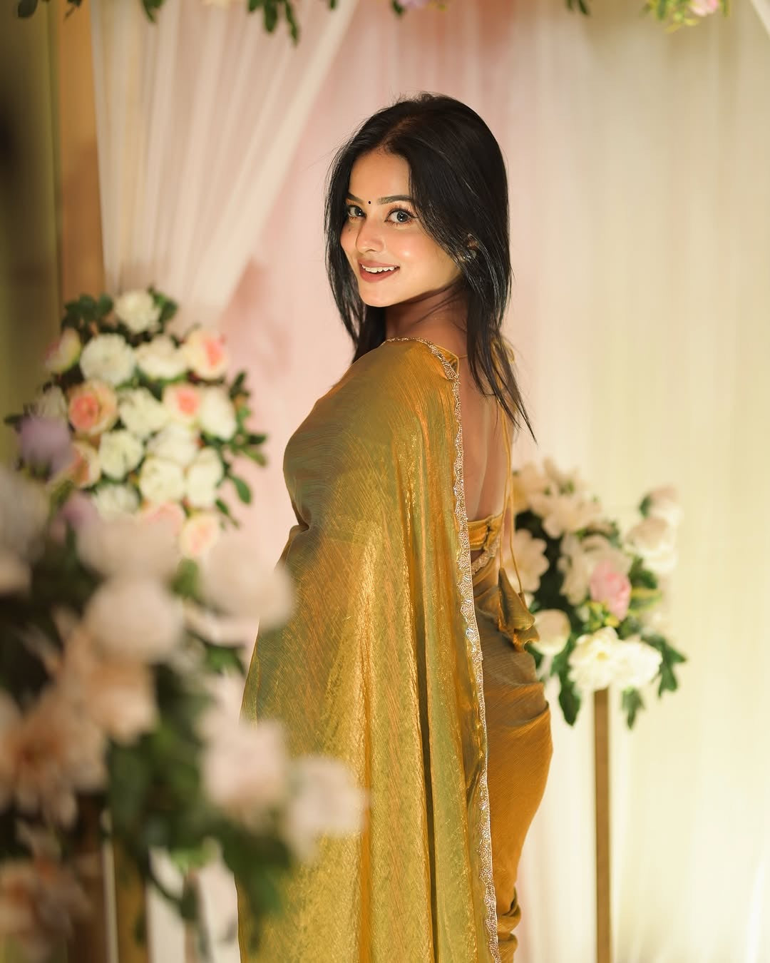 LUXURIOUS TWO-TONE FENDY CHIFFON SAREE