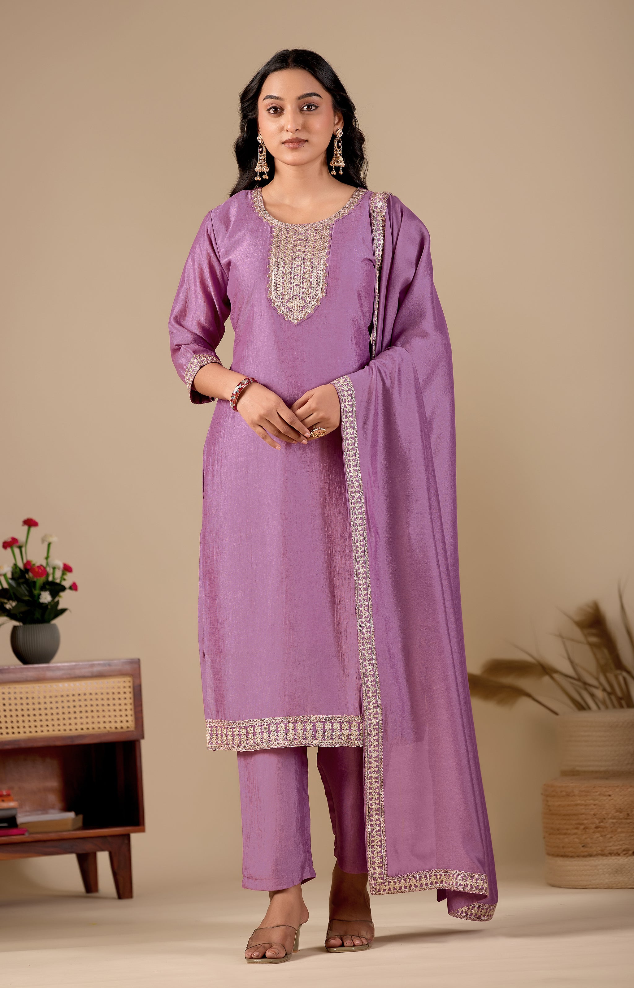 Lavender Straight Kurta Pant Set with Zari Embroidered Yoke & Dupatta