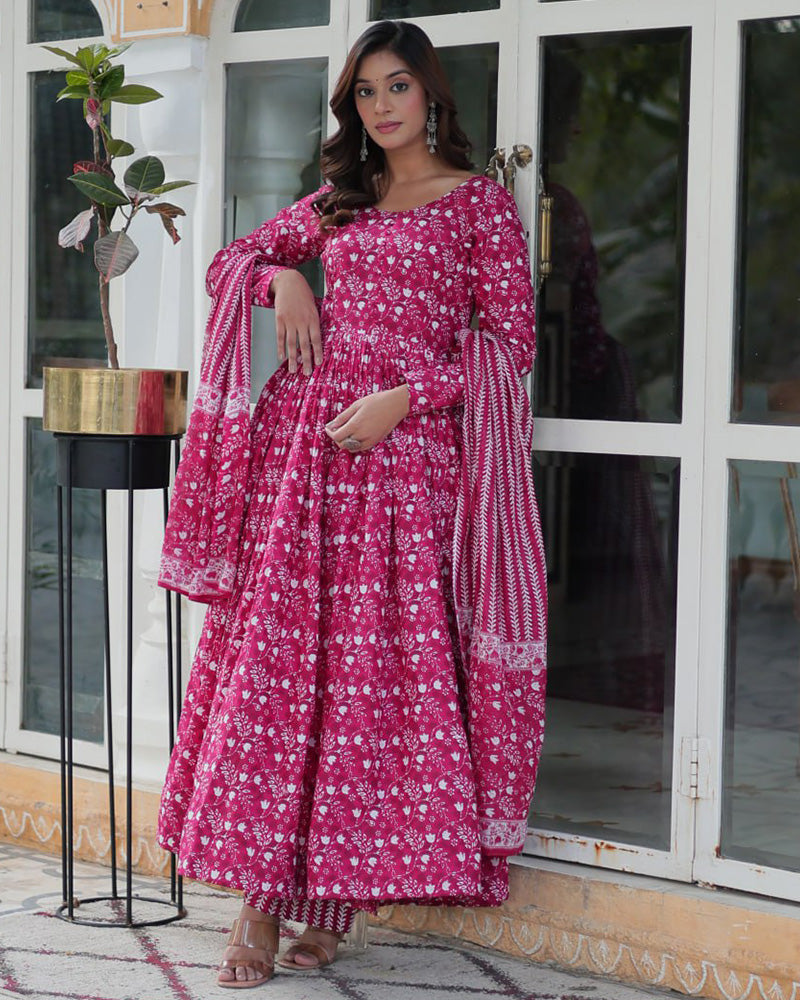 Pink color printed pure cotton three piece kurti suit