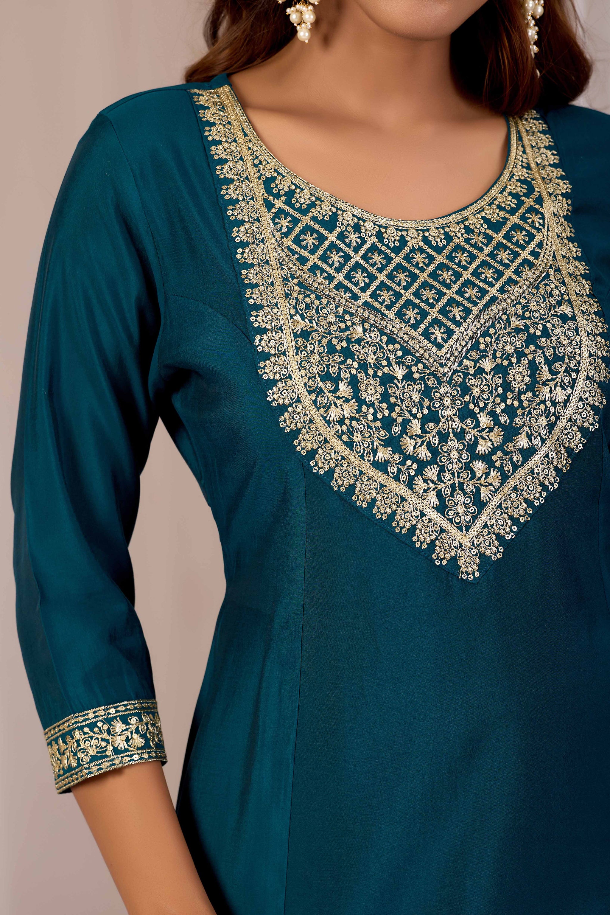 Women Teal Embroidered Kurta Set With Dupatta