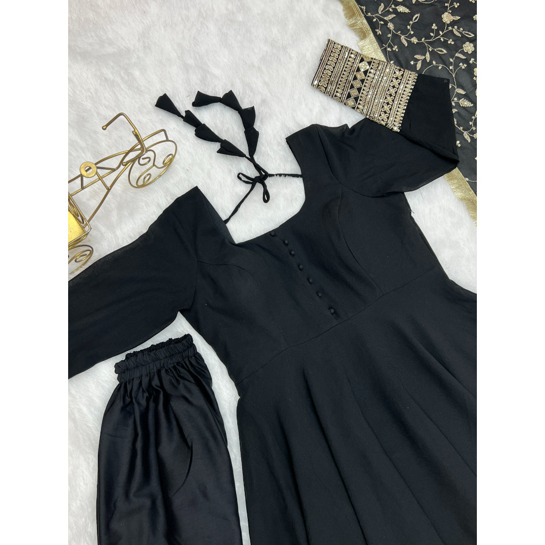 Presenting Black Georgette Gown Dupatta Full Set With Pent Ready To Wear