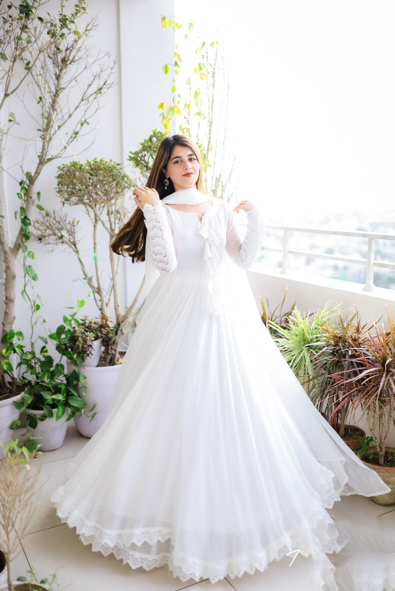 White Anarkali Latest Long Anarkali Dress Lace Border Pure Chanderi Silk Anarkali Suit In White White Anarkali Latest Long Anarkali Dress Lace Border Pure Chanderi Silk Anarkali Suit In White