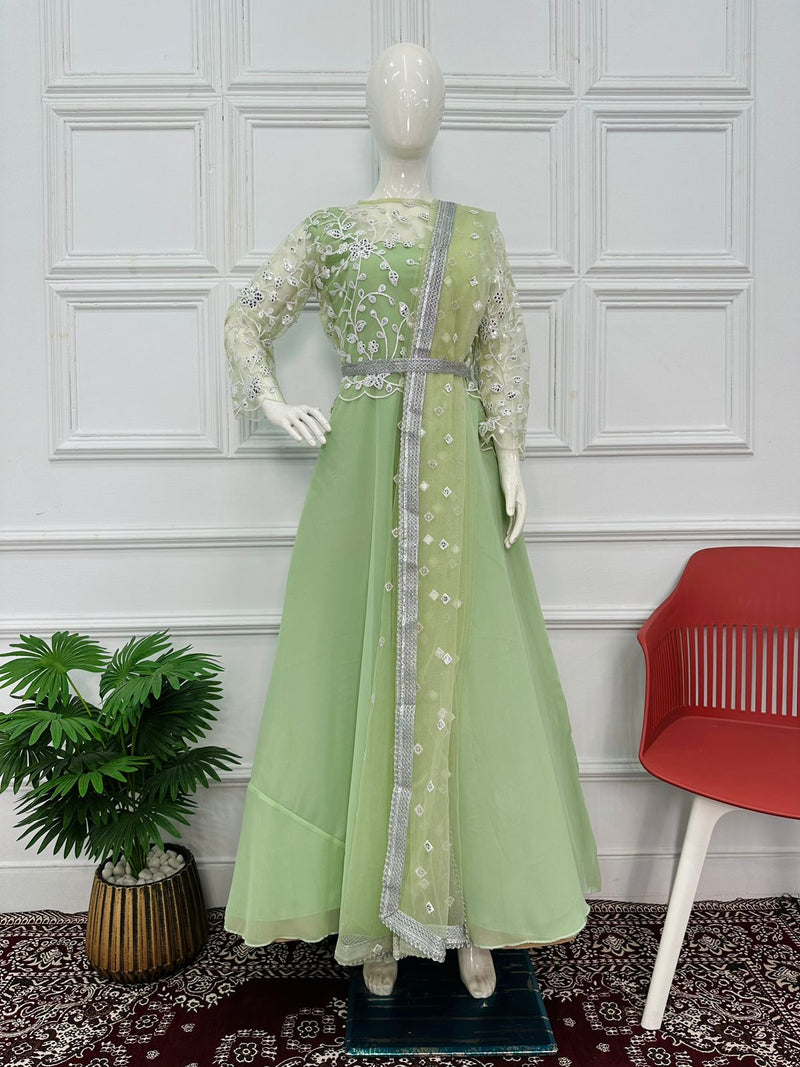 Pista Green Ladies Embroidered Net Gown at Rs 2295 in Delhi | ID:  20694755555