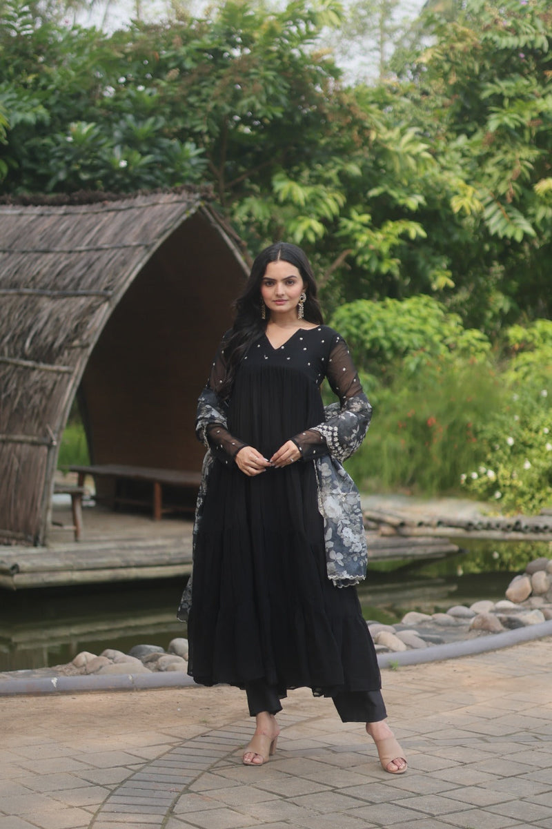 fcity.in - Women Rayon Printed Black Long Kurti With Jacket / Aagam Drishya