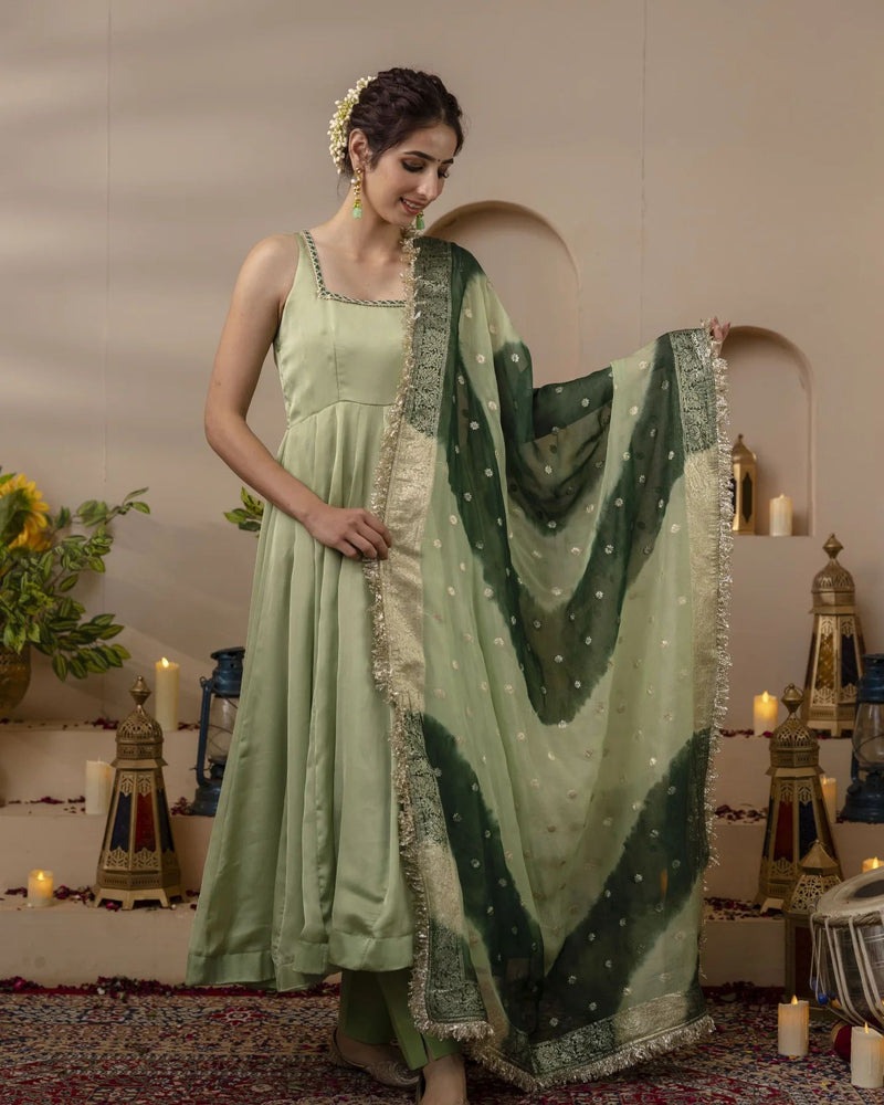 Mehndi Outfit Star Georgette Perfect for festive celebrations beautiful Designer Gown Whit Dupatta