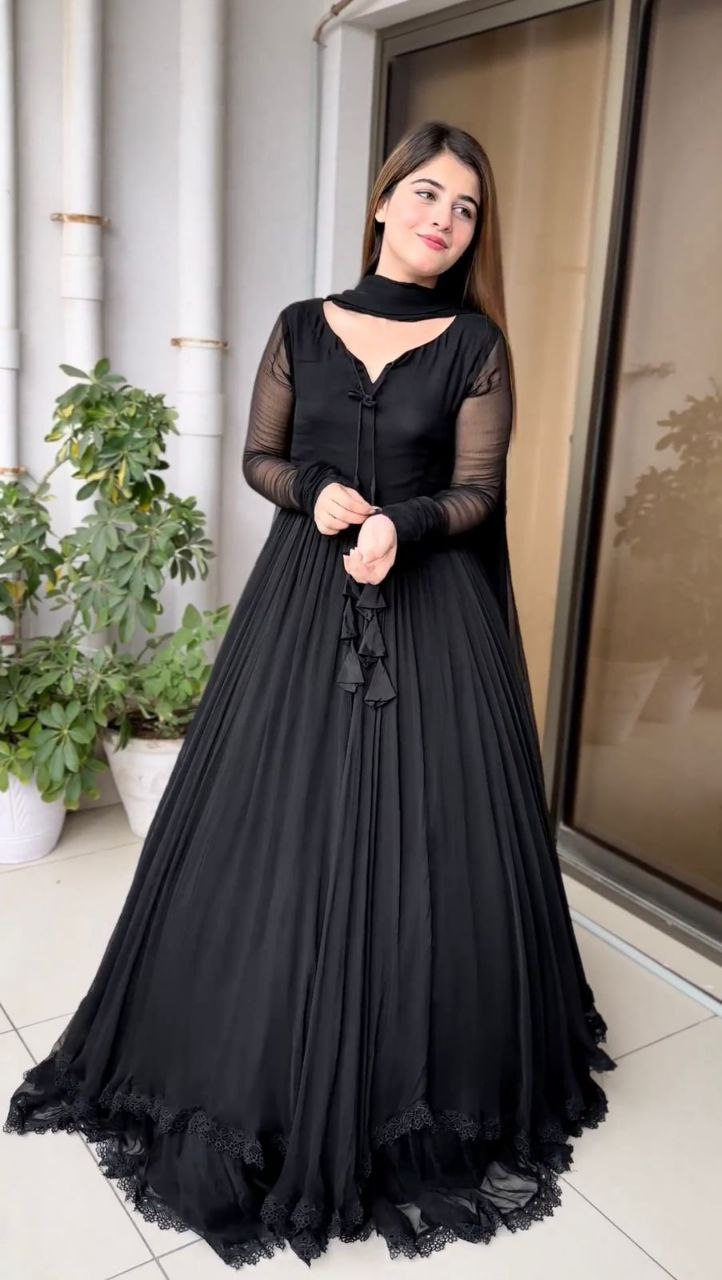 Maitri Black Floral Digital Printed Pure Organza Anarkali Gown – Organza  Mall