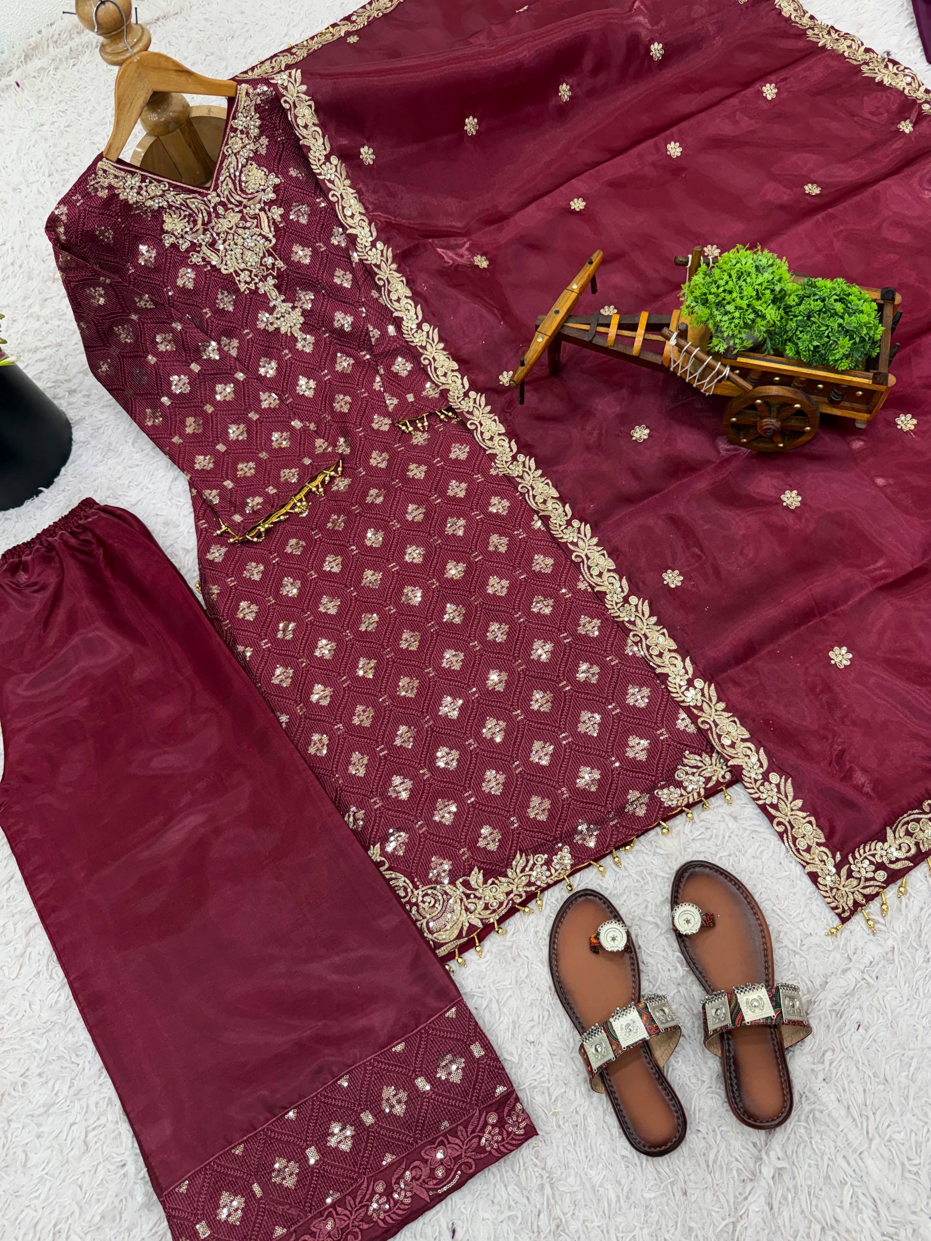Ramzan Eid Collection Maroon Embroidered Salwar Suit With Dupatta