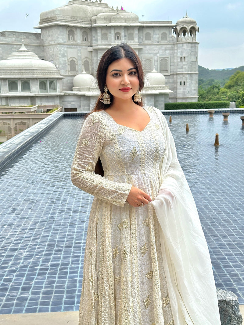 Madhvi Heavy Embroidered Maxi Set