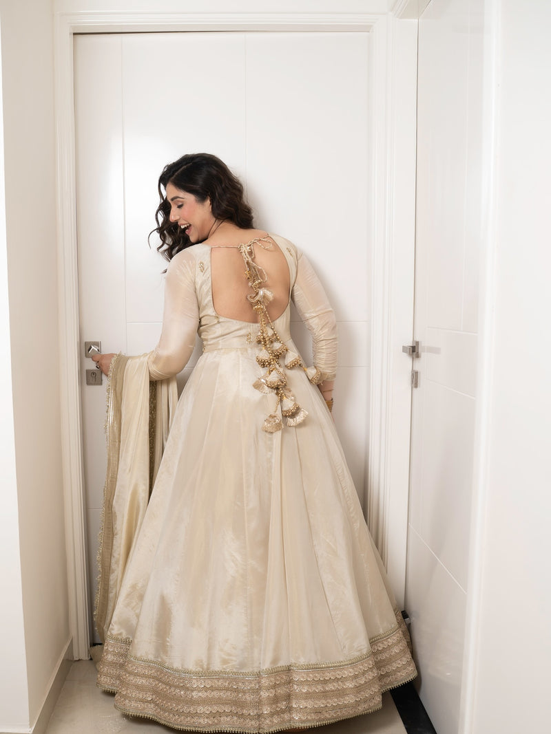 Elegant Anarkali Gown Set – Perfect for Weddings & Diwali